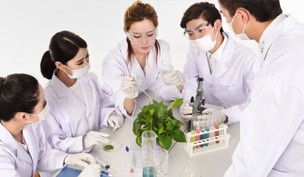 練達熒光科技熒光增白劑廠家研發(fā)團隊