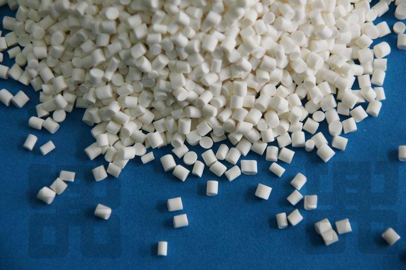 塑料造粒用那種型號的熒光增白劑比較合適？